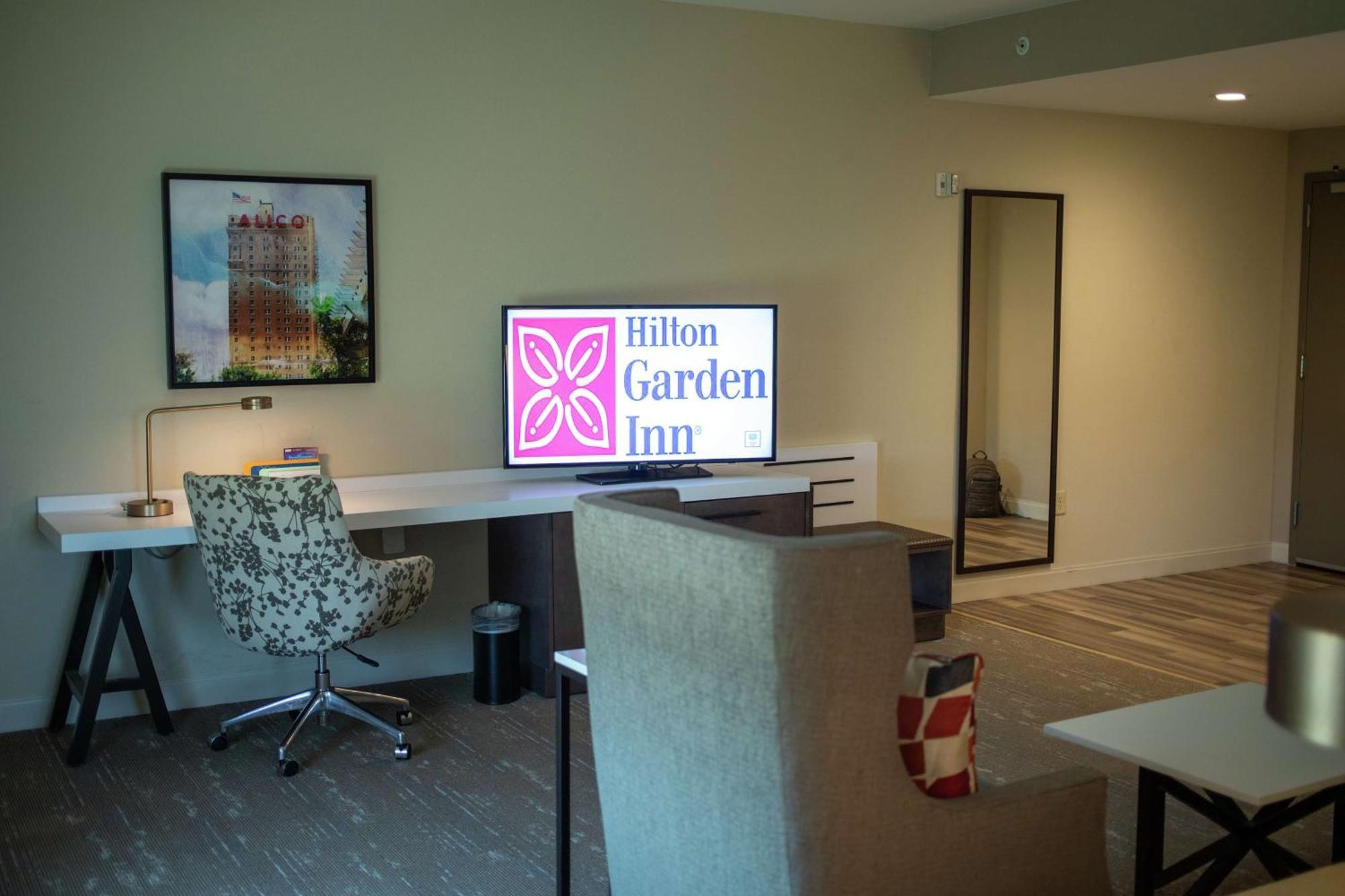Hilton Garden Inn Waco Zewnętrze zdjęcie